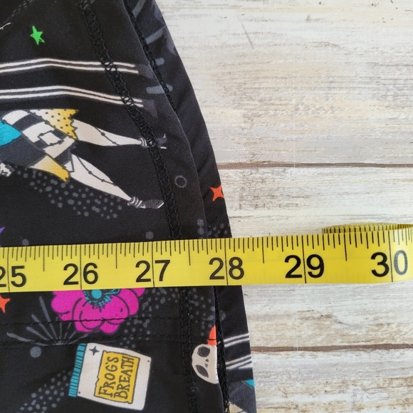 Nightmare Before Christmas Womens Scrub Top No Size Tag SEE DESCRIPTION - Picture 9 of 16